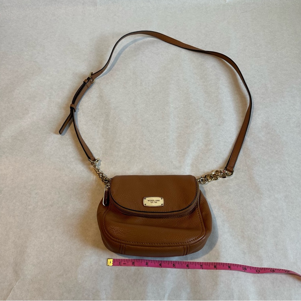 Michael Kors tan leather crossbody
